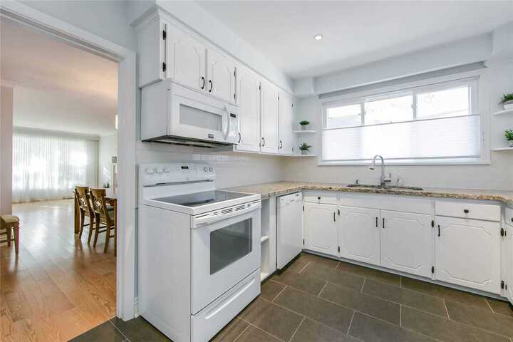 41-heathview-ave-bayview-village-toronto-08 at 41 Heathview Avenue, Bayview Village, Toronto 41-heathview-ave-bayview-village-toronto-08 at 41 Heathview Avenue, Bayview Village, Toronto