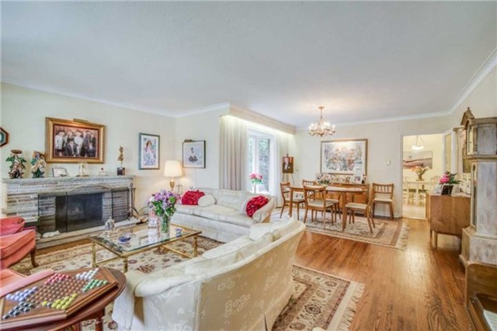 40-page-ave-ave-bayview-village-toronto-05 at SALE #471 - 40 Page Avenue, Bayview Village, Toronto 40-page-ave-ave-bayview-village-toronto-05 at SALE #471 - 40 Page Avenue, Bayview Village, Toronto