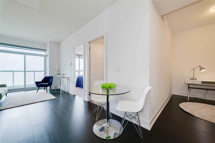 7-kenaston-gdns-bayview-village-toronto-09 at 520 - 7 Kenaston Gardens, Bayview Village, Toronto 7-kenaston-gdns-bayview-village-toronto-09 at 520 - 7 Kenaston Gardens, Bayview Village, Toronto