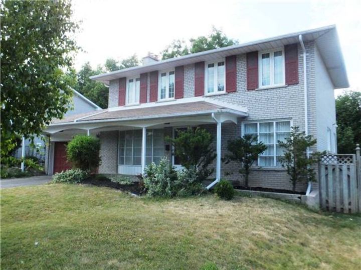 at 1 Knollview Crescent, Bayview Village, Toronto  at 1 Knollview Crescent, Bayview Village, Toronto