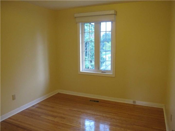 c3549819_9 at 1 Knollview Crescent, Bayview Village, Toronto c3549819_9 at 1 Knollview Crescent, Bayview Village, Toronto