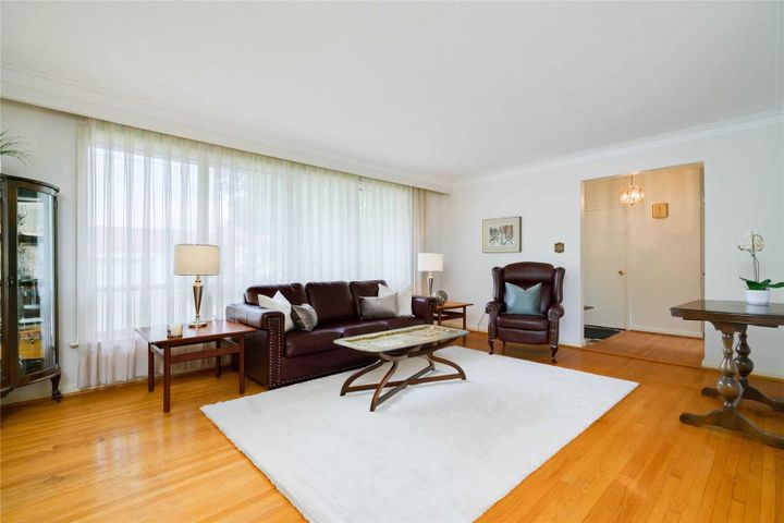 1-windham-dr-bayview-village-toronto-05 at 1 Windham Drive, Bayview Village, Toronto 1-windham-dr-bayview-village-toronto-05 at 1 Windham Drive, Bayview Village, Toronto