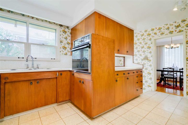 1-windham-dr-bayview-village-toronto-13 at 1 Windham Drive, Bayview Village, Toronto 1-windham-dr-bayview-village-toronto-13 at 1 Windham Drive, Bayview Village, Toronto