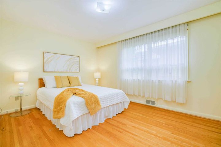 1-windham-dr-bayview-village-toronto-15 at 1 Windham Drive, Bayview Village, Toronto 1-windham-dr-bayview-village-toronto-15 at 1 Windham Drive, Bayview Village, Toronto