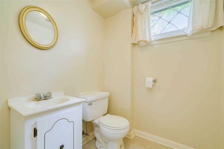 1-windham-dr-bayview-village-toronto-25 at 1 Windham Drive, Bayview Village, Toronto 1-windham-dr-bayview-village-toronto-25 at 1 Windham Drive, Bayview Village, Toronto