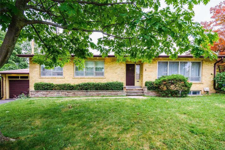 1-windham-dr-bayview-village-toronto-26 at 1 Windham Drive, Bayview Village, Toronto 1-windham-dr-bayview-village-toronto-26 at 1 Windham Drive, Bayview Village, Toronto