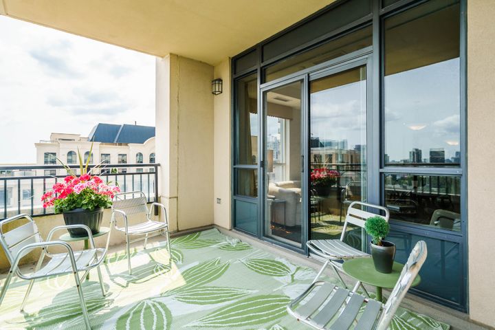 018-highres_018 at 809C - 662 Sheppard Avenue East, Bayview Village, Toronto 018-highres_018 at 809C - 662 Sheppard Avenue East, Bayview Village, Toronto