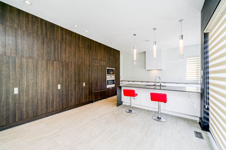 img_021 at 50 Page Avenue, Bayview Village, Toronto img_021 at 50 Page Avenue, Bayview Village, Toronto