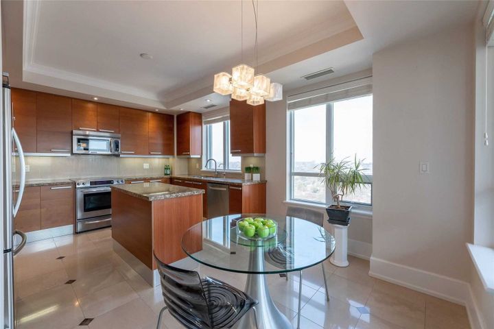 662-e-sheppard-ave-bayview-village-toronto-08 at 1702C - 662 Sheppard Avenue East, Bayview Village, Toronto 662-e-sheppard-ave-bayview-village-toronto-08 at 1702C - 662 Sheppard Avenue East, Bayview Village, Toronto