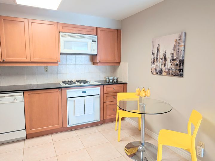 pxl_20220720_193219314_2 at 103 - 9 Greenbriar Road, Bayview Village, Toronto pxl_20220720_193219314_2 at 103 - 9 Greenbriar Road, Bayview Village, Toronto