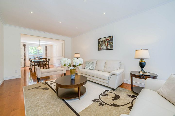 009-highres_009_m at 70 Clarinda Drive, Bayview Village, Toronto 009-highres_009_m at 70 Clarinda Drive, Bayview Village, Toronto