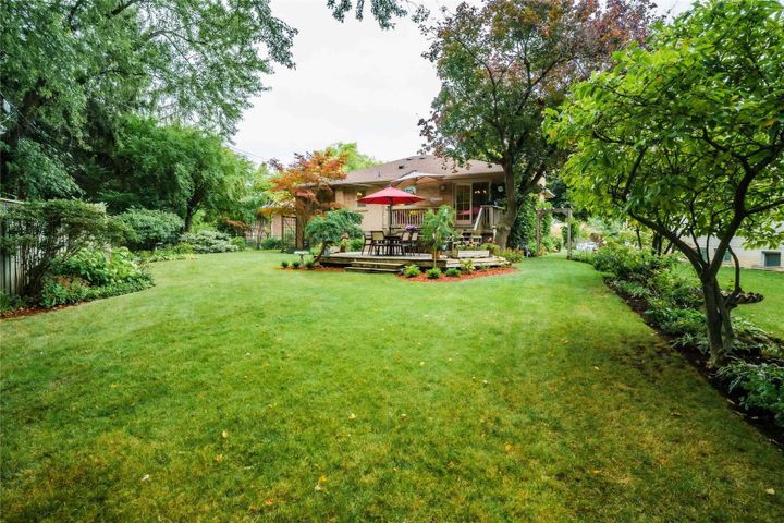 14-sumner-heights-dr-bayview-village-toronto-27 at 14 Sumner Heights Drive, Bayview Village, Toronto 14-sumner-heights-dr-bayview-village-toronto-27 at 14 Sumner Heights Drive, Bayview Village, Toronto