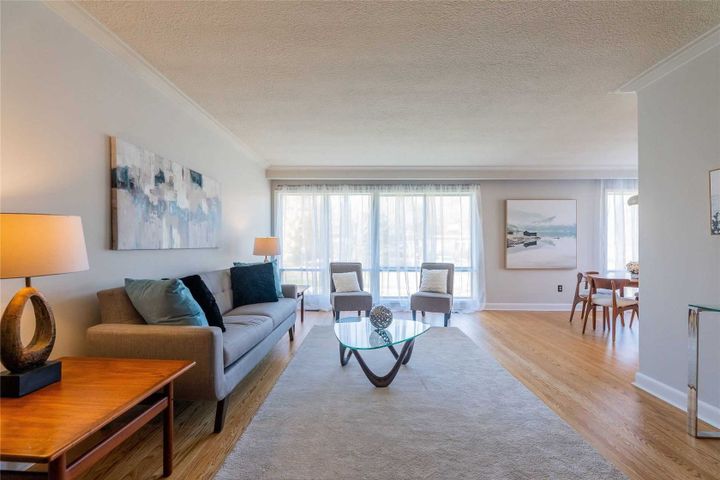 3-blithfield-ave-bayview-village-toronto-05 at 3 Blithfield Avenue, Bayview Village, Toronto 3-blithfield-ave-bayview-village-toronto-05 at 3 Blithfield Avenue, Bayview Village, Toronto