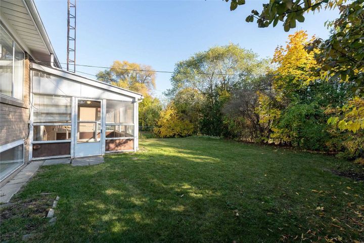 3-blithfield-ave-bayview-village-toronto-23 at 3 Blithfield Avenue, Bayview Village, Toronto 3-blithfield-ave-bayview-village-toronto-23 at 3 Blithfield Avenue, Bayview Village, Toronto