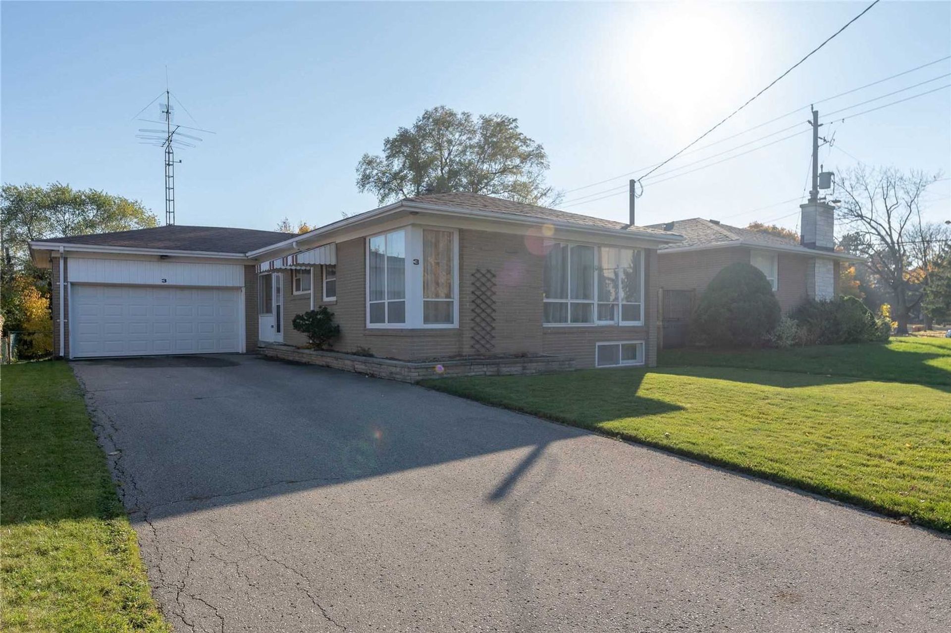 3 Blithfield Avenue, Bayview Village, Toronto  by The Gerber Group 3 Blithfield Avenue, Bayview Village, Toronto