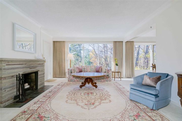 6-page-ave-bayview-village-toronto-04 at 6 Page Avenue, Bayview Village, Toronto 6-page-ave-bayview-village-toronto-04 at 6 Page Avenue, Bayview Village, Toronto