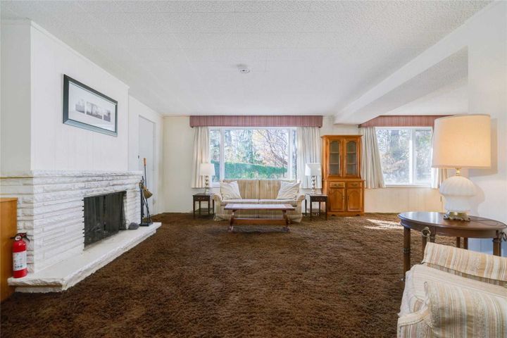 6-page-ave-bayview-village-toronto-24 at 6 Page Avenue, Bayview Village, Toronto 6-page-ave-bayview-village-toronto-24 at 6 Page Avenue, Bayview Village, Toronto