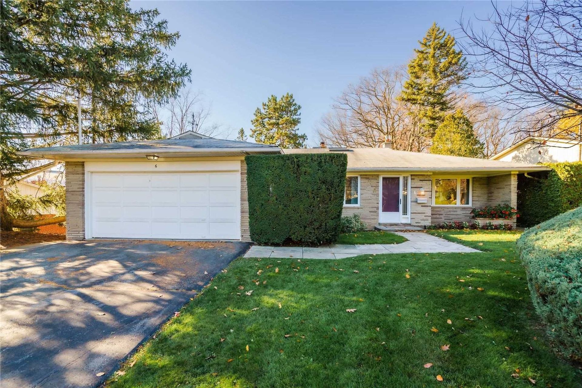 6 Page Avenue, Bayview Village, Toronto  by The Gerber Group 6 Page Avenue, Bayview Village, Toronto