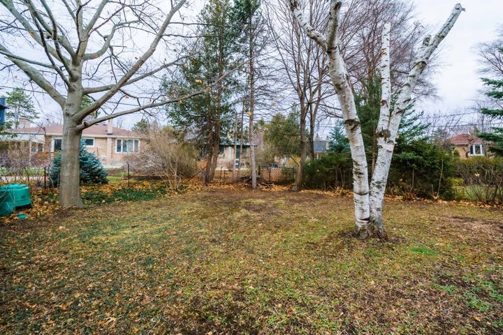 highres_011 at 8 Canary Crescent, Bayview Village, Toronto highres_011 at 8 Canary Crescent, Bayview Village, Toronto