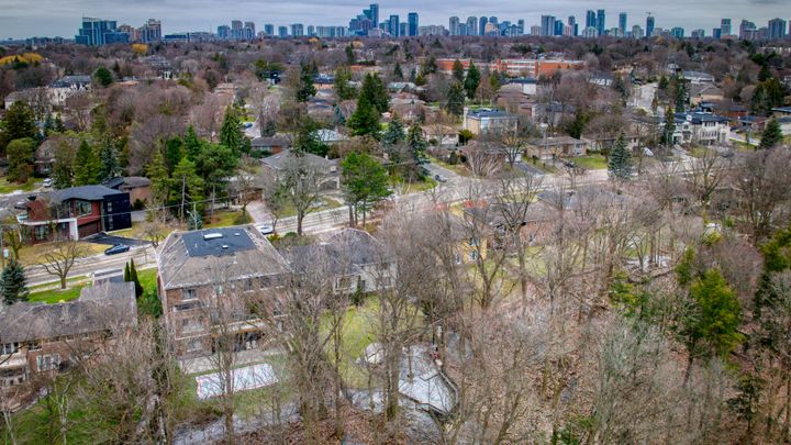 highres_006 at 117 Burbank Drive, Bayview Village, Toronto highres_006 at 117 Burbank Drive, Bayview Village, Toronto