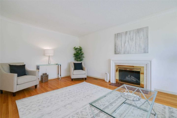 20-blue-ridge-rd-bayview-village-toronto-04 at 20 Blue Ridge Road, Bayview Village, Toronto 20-blue-ridge-rd-bayview-village-toronto-04 at 20 Blue Ridge Road, Bayview Village, Toronto