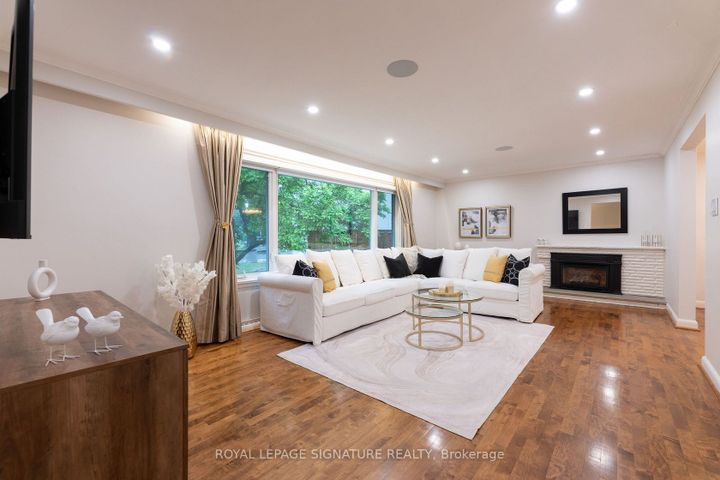 12-bayberry-cres-bayview-village-toronto-03 at 12 Bayberry Crescent, Bayview Village, Toronto 12-bayberry-cres-bayview-village-toronto-03 at 12 Bayberry Crescent, Bayview Village, Toronto