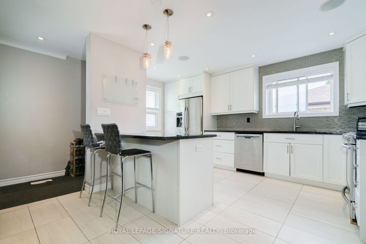 23-talara-dr-bayview-village-toronto-09 at 23 Talara Drive, Bayview Village, Toronto 23-talara-dr-bayview-village-toronto-09 at 23 Talara Drive, Bayview Village, Toronto