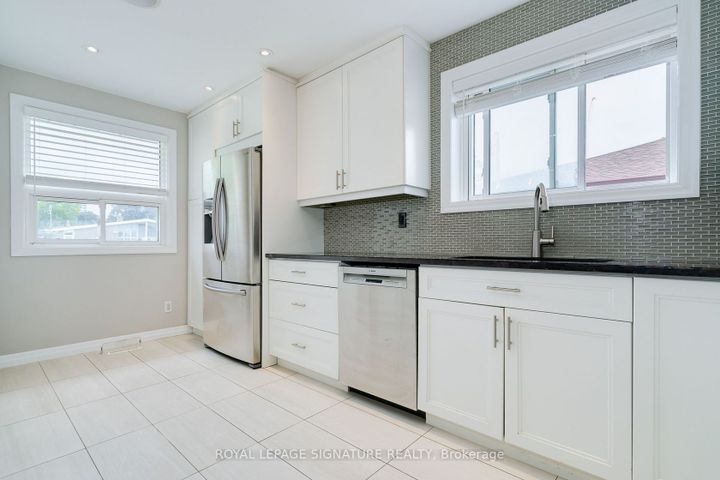 23-talara-dr-bayview-village-toronto-11 at 23 Talara Drive, Bayview Village, Toronto 23-talara-dr-bayview-village-toronto-11 at 23 Talara Drive, Bayview Village, Toronto