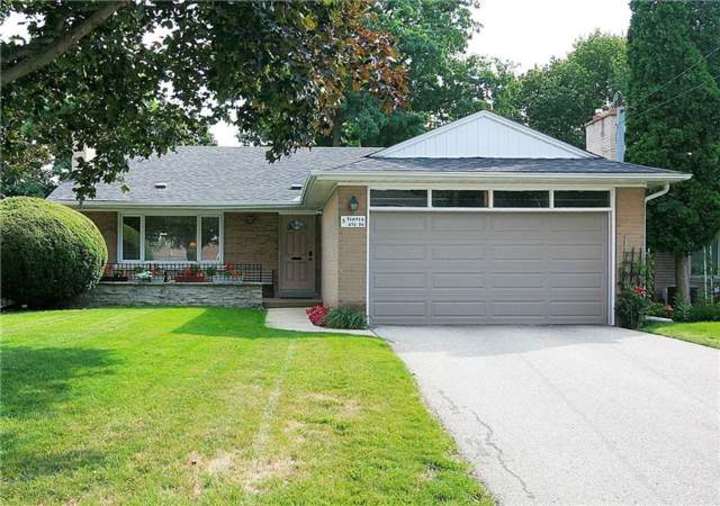 c4008416 at 5 Sumner Heights Drive, Bayview Village, Toronto c4008416 at 5 Sumner Heights Drive, Bayview Village, Toronto