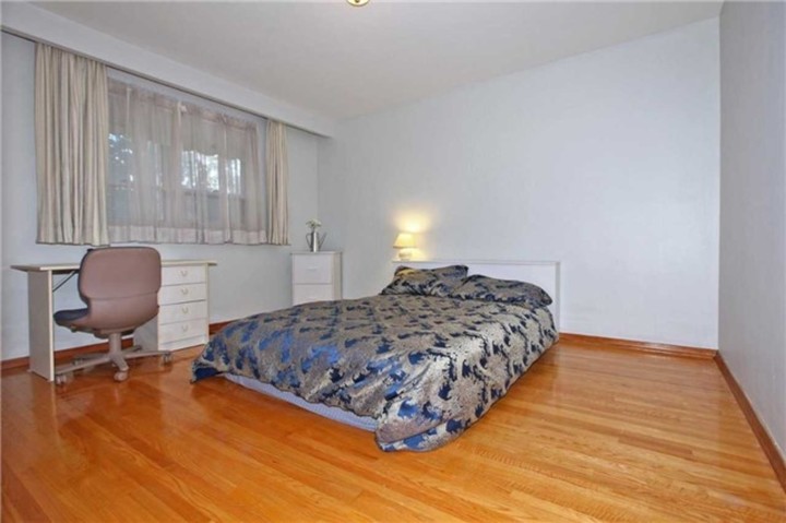 39-whittaker-cres-bayview-village-toronto-14 at SALE #472 -39 Whittaker Crescent, Bayview Village, Toronto 39-whittaker-cres-bayview-village-toronto-14 at SALE #472 -39 Whittaker Crescent, Bayview Village, Toronto