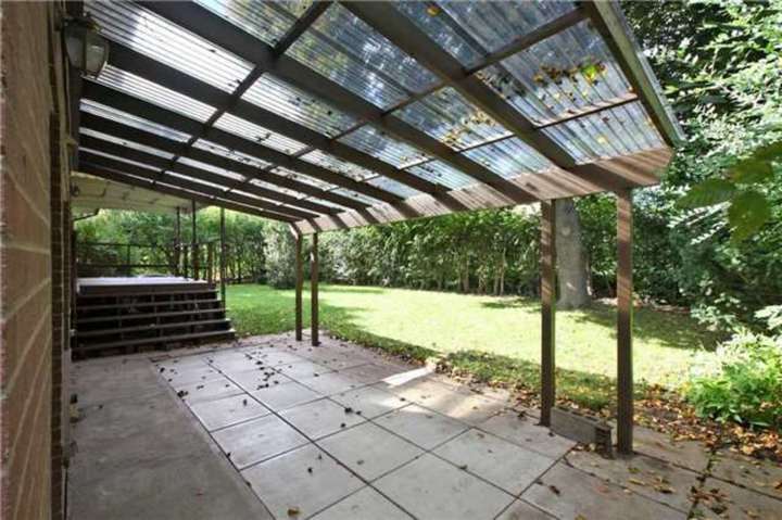 39-whittaker-cres-bayview-village-toronto-18 at SALE #472 -39 Whittaker Crescent, Bayview Village, Toronto 39-whittaker-cres-bayview-village-toronto-18 at SALE #472 -39 Whittaker Crescent, Bayview Village, Toronto