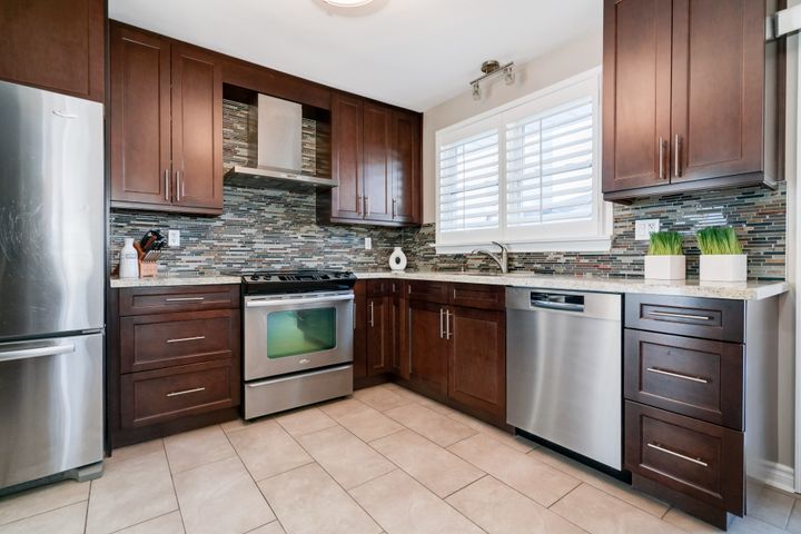 013-highres_013 at 63 Heathview Avenue, Bayview Village, Toronto 013-highres_013 at 63 Heathview Avenue, Bayview Village, Toronto