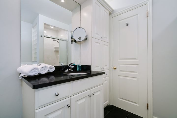 035-highres_035 at 41 Viamede Crescent, Bayview Village, Toronto 035-highres_035 at 41 Viamede Crescent, Bayview Village, Toronto