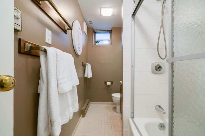 040-highres_040 at 41 Viamede Crescent, Bayview Village, Toronto 040-highres_040 at 41 Viamede Crescent, Bayview Village, Toronto