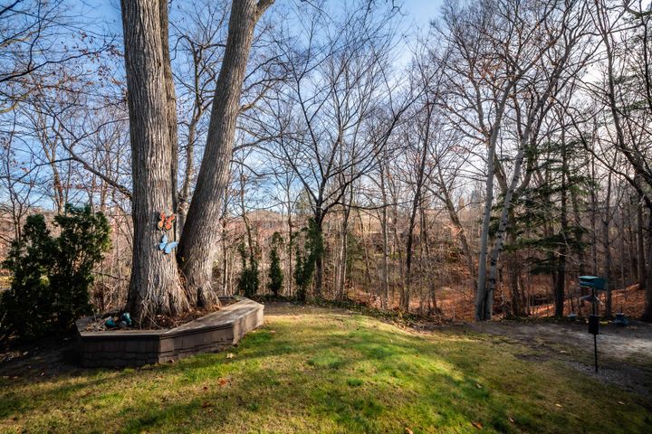 highres_011 at 139 Citation Drive, Bayview Village, Toronto highres_011 at 139 Citation Drive, Bayview Village, Toronto