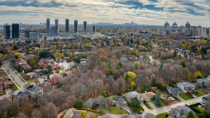 img-4 at 139 Citation Drive, Bayview Village, Toronto img-4 at 139 Citation Drive, Bayview Village, Toronto