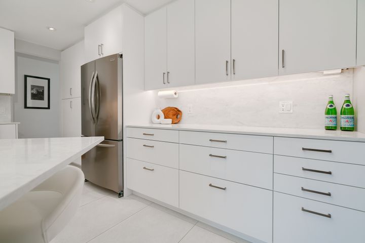 013-highres_013 at 16 Palomino Crescent, Bayview Village, Toronto 013-highres_013 at 16 Palomino Crescent, Bayview Village, Toronto