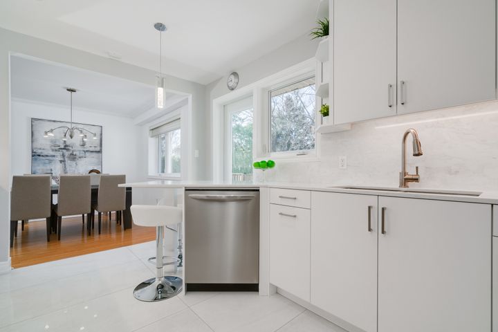 015-highres_015 at 16 Palomino Crescent, Bayview Village, Toronto 015-highres_015 at 16 Palomino Crescent, Bayview Village, Toronto