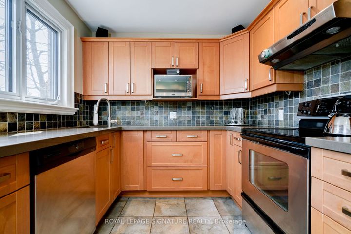 31-woodthrush-crt-bayview-village-toronto-15 at 31 Woodthrush Court, Bayview Village, Toronto 31-woodthrush-crt-bayview-village-toronto-15 at 31 Woodthrush Court, Bayview Village, Toronto