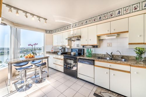 photo_67163451-1300x866 at 1705 - 1045 Quayside Drive, Quay, New Westminster photo_67163451-1300x866 at 1705 - 1045 Quayside Drive, Quay, New Westminster