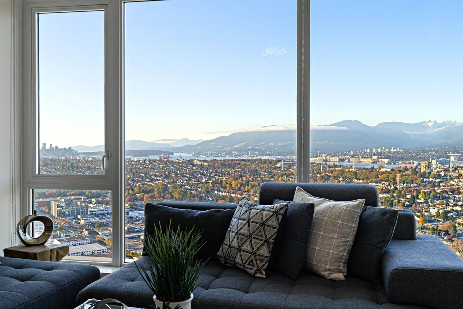 3806 - 1788 Gilmore Avenue, Brentwood Park, Burnaby North  by The Kardi Group 3806 - 1788 Gilmore Avenue, Brentwood Park, Burnaby North