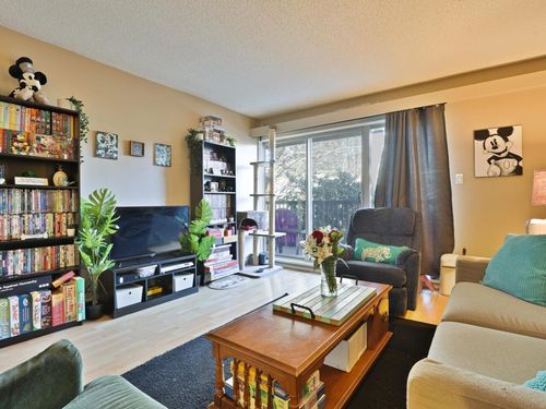 9847-manchester-drive-cariboo-burnaby-north-04 at 327 - 9847 Manchester Drive, Cariboo, Burnaby North 9847-manchester-drive-cariboo-burnaby-north-04 at 327 - 9847 Manchester Drive, Cariboo, Burnaby North