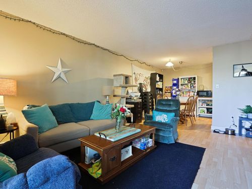 9847-manchester-drive-cariboo-burnaby-north-07 at 327 - 9847 Manchester Drive, Cariboo, Burnaby North