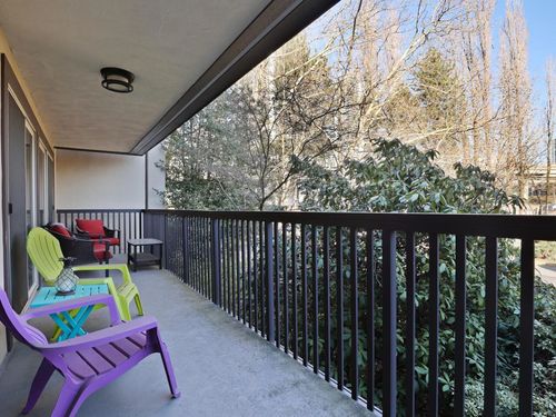 9847-manchester-drive-cariboo-burnaby-north-17 at 327 - 9847 Manchester Drive, Cariboo, Burnaby North 9847-manchester-drive-cariboo-burnaby-north-17 at 327 - 9847 Manchester Drive, Cariboo, Burnaby North