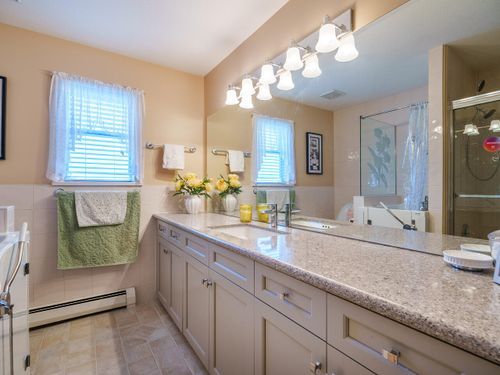 6172-gordon-pl-burnaby-bc-v5e-3m5-canada-020-028-bathroom-mls_size at 6172 Gordon Place, Buckingham Heights, Burnaby South 6172-gordon-pl-burnaby-bc-v5e-3m5-canada-020-028-bathroom-mls_size at 6172 Gordon Place, Buckingham Heights, Burnaby South