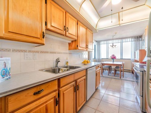 7235-salisbury-avenue-highgate-burnaby-south-07 at 1406 - 7235 Salisbury Avenue, Highgate, Burnaby South 7235-salisbury-avenue-highgate-burnaby-south-07 at 1406 - 7235 Salisbury Avenue, Highgate, Burnaby South