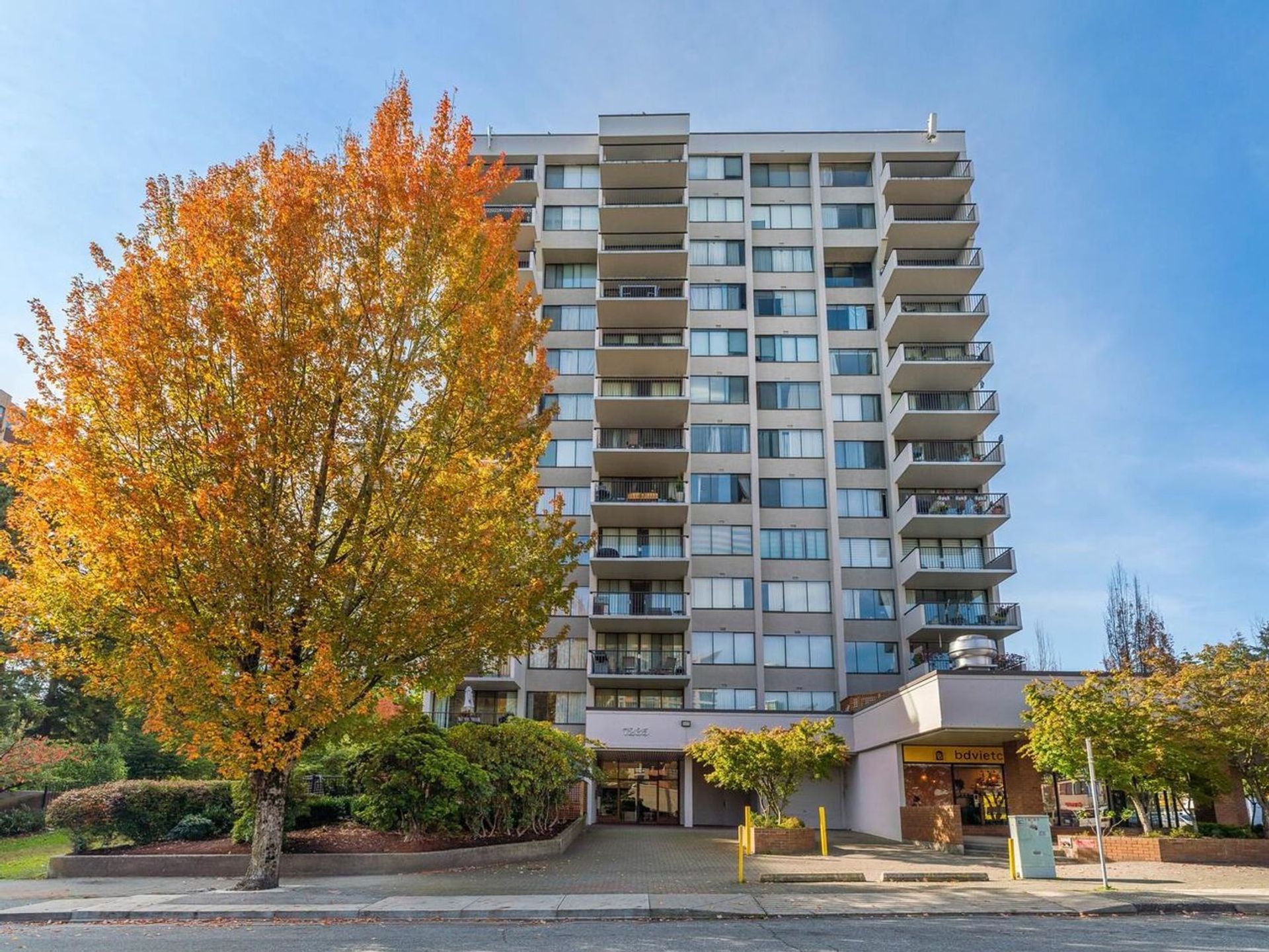 1406 - 7235 Salisbury Avenue, Highgate, Burnaby South  by The Kardi Group 1406 - 7235 Salisbury Avenue, Highgate, Burnaby South