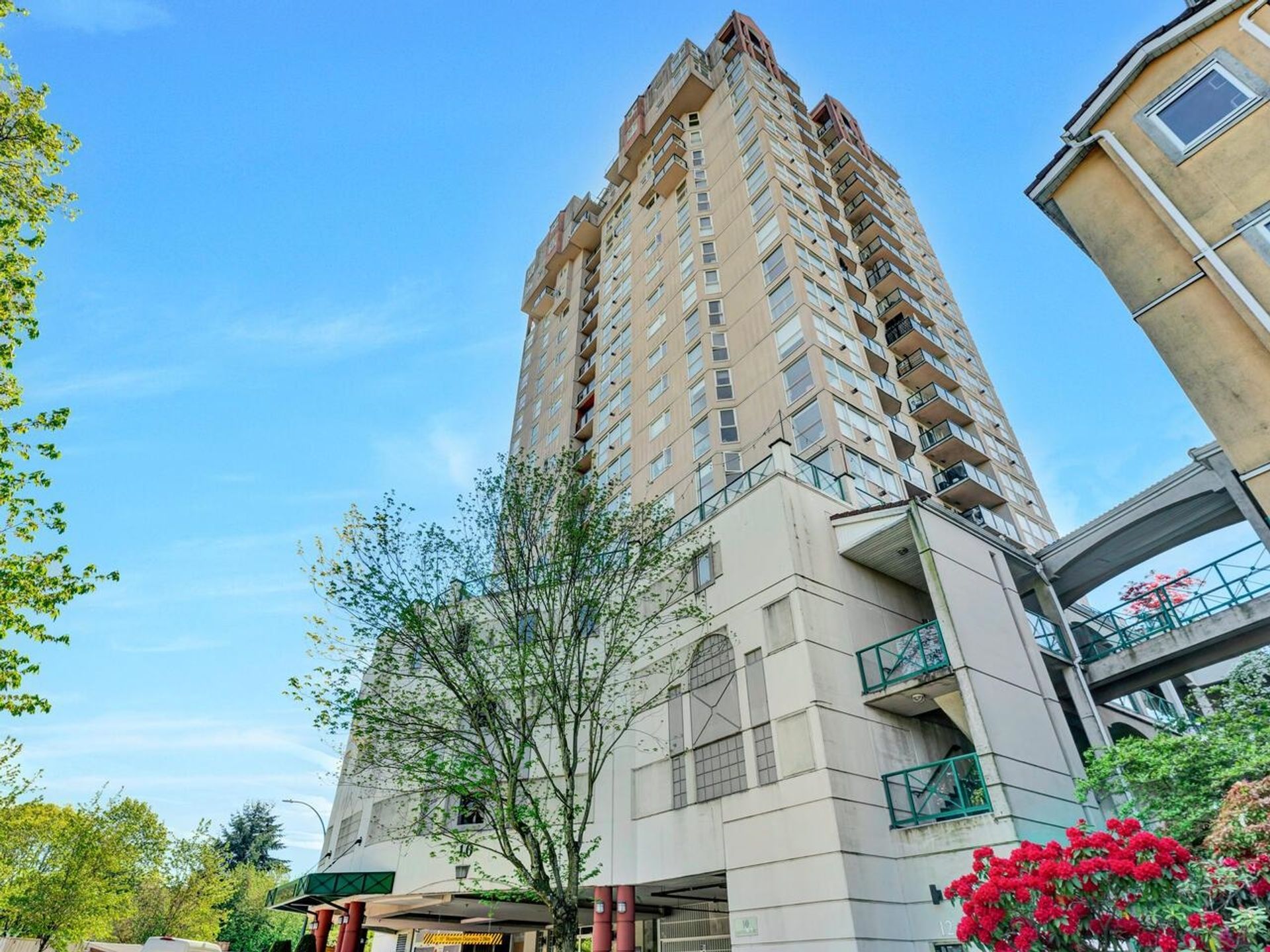 1607 - 10 Laguna Court, Quay, New Westminster  by The Kardi Group 1607 - 10 Laguna Court, Quay, New Westminster