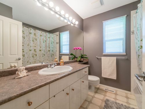 8701-16th-ave-unit-94-burnaby-bc-v3n-5b5-canada-012-028-bathroom-mls_size at 94 - 8701 16th Avenue, The Crest, Burnaby East