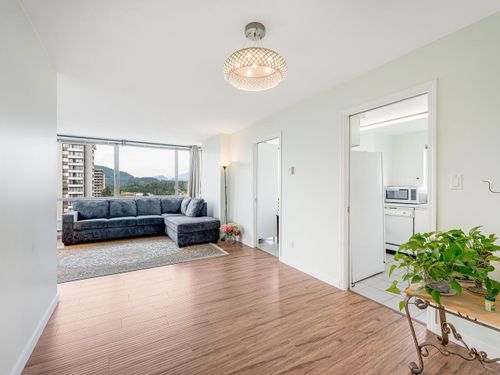 9603-manchester-drive-cariboo-burnaby-north-03 at 2106 - 9603 Manchester Drive, Cariboo, Burnaby North